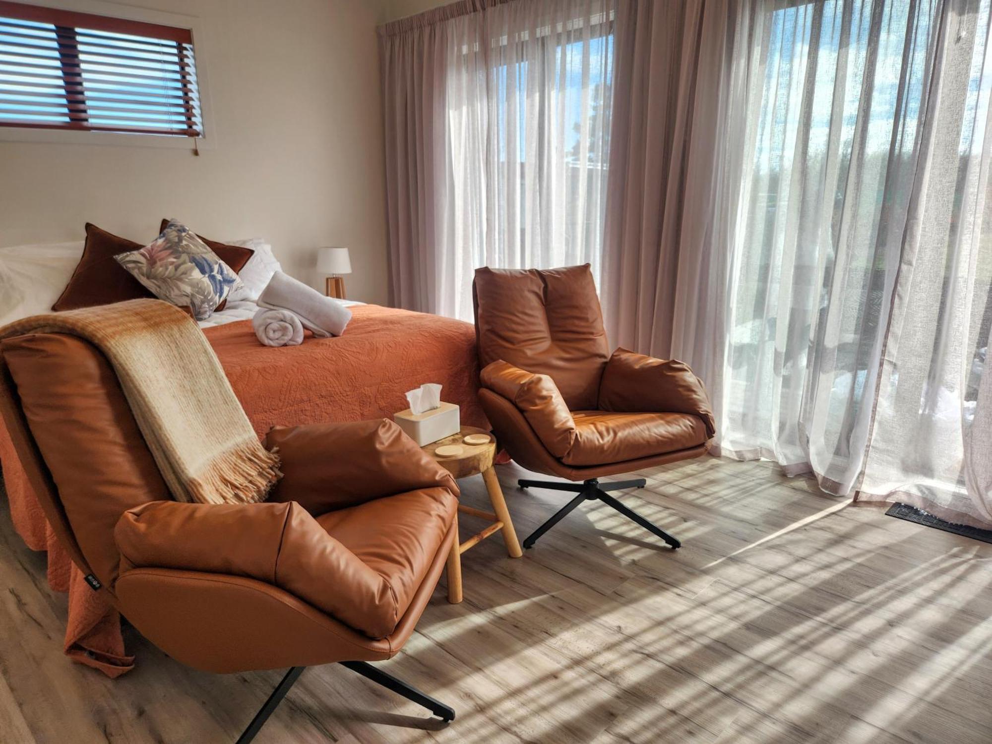 Kawatiri Palms Hotel Westport Bagian luar foto